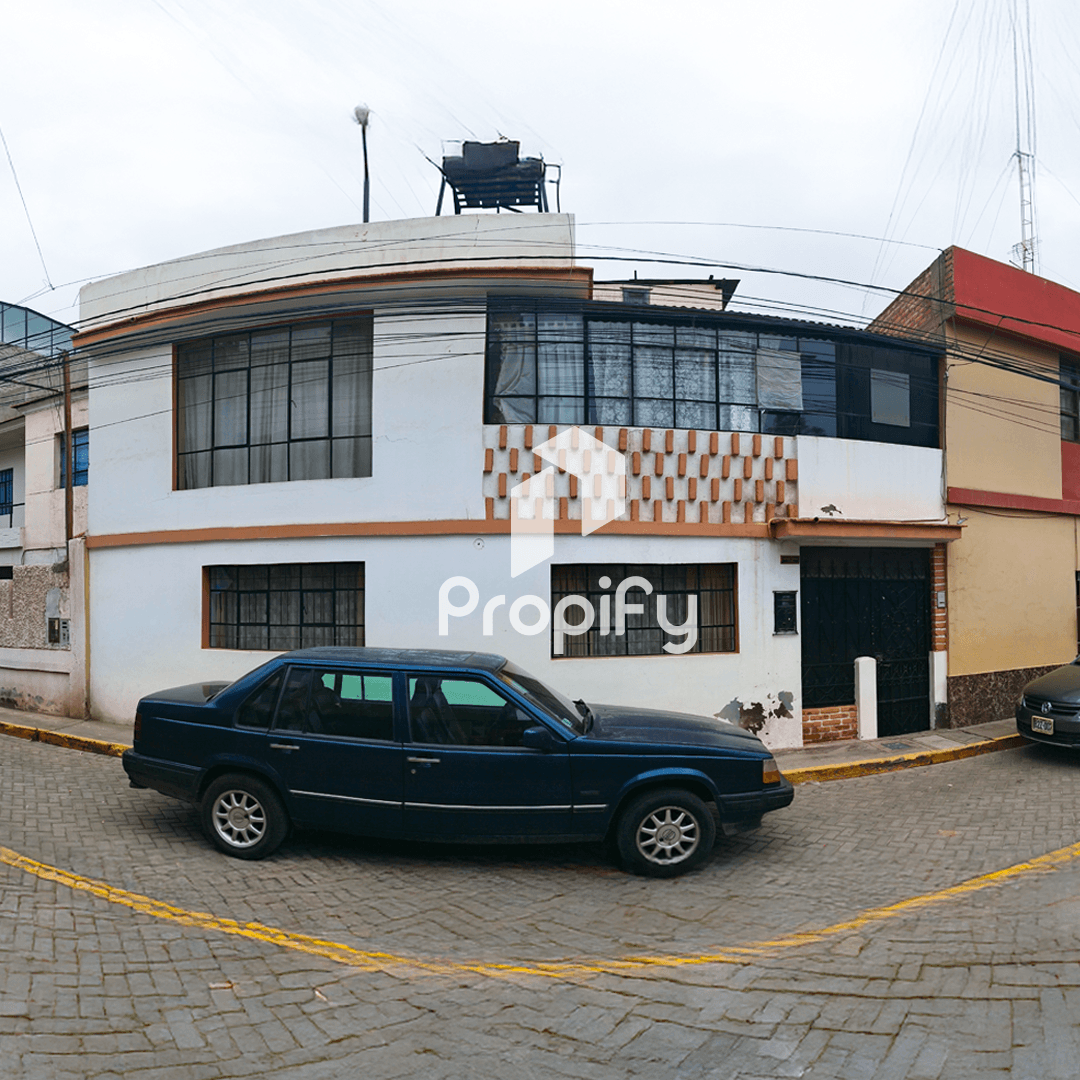 Casa como terreno en Pampa De Camarones